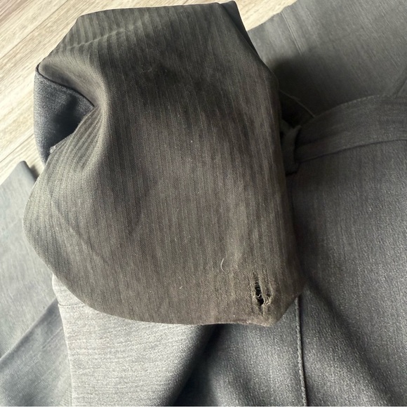 Armani Collezion Pure Wool Grey Cropped Trouser Pants Made in Italy - Picture 15 of 15